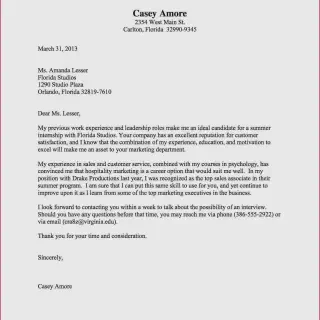 /img/44055-tailoring-cover-letter.webp