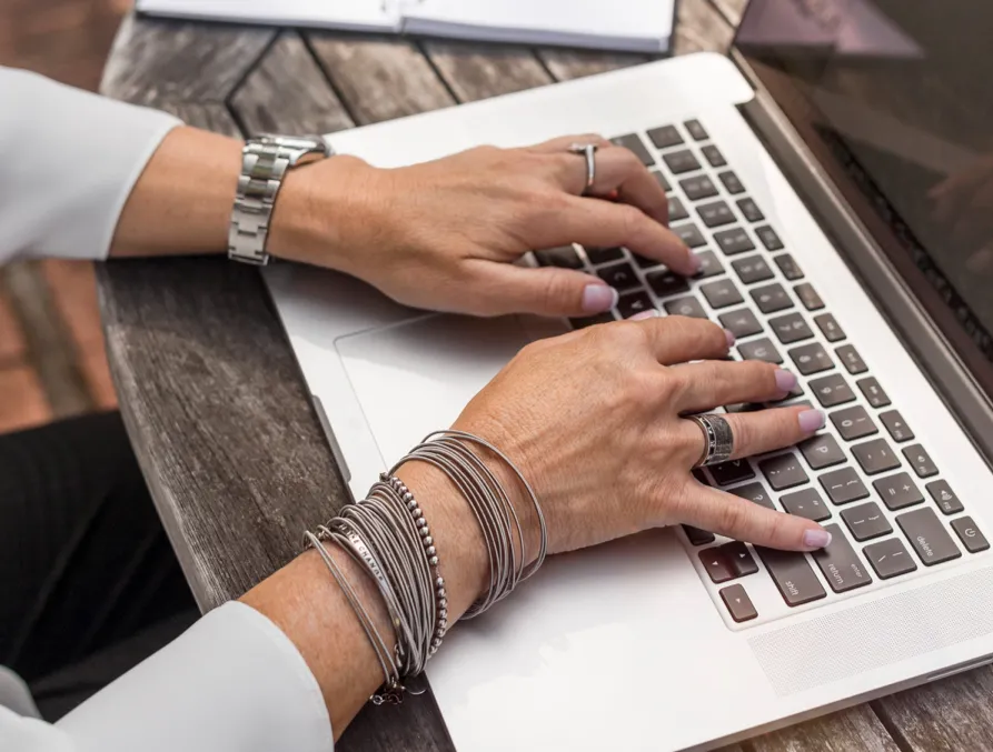44222 content marketing strategy